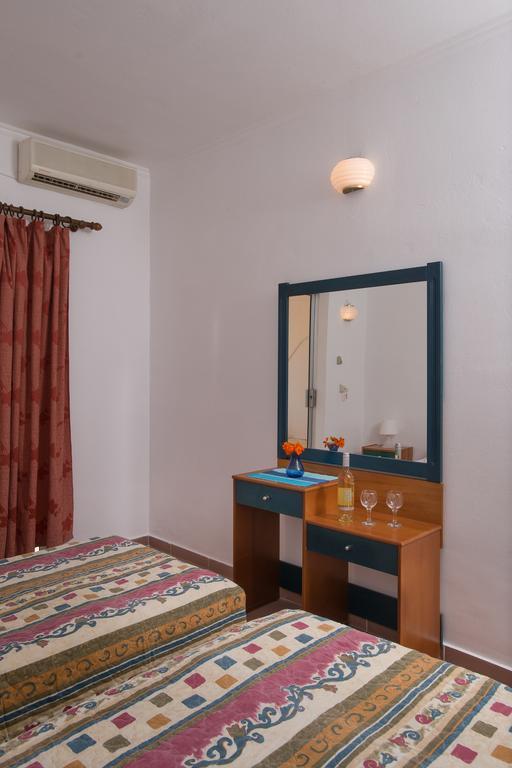 Blue Lagoon Roda  Exterior photo